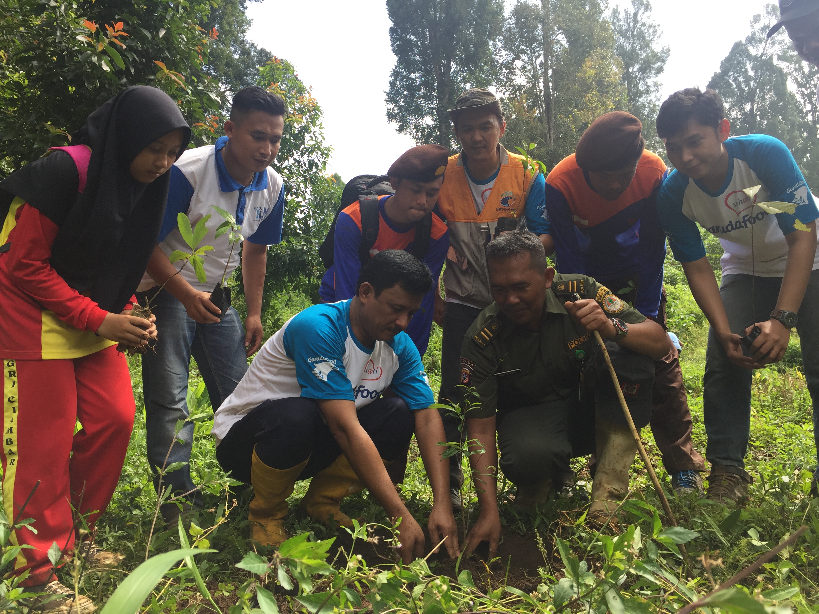 Peringati Hari Bumi, Garuda Food Sehati Lestarikan Ekosistem Hutan Lindung