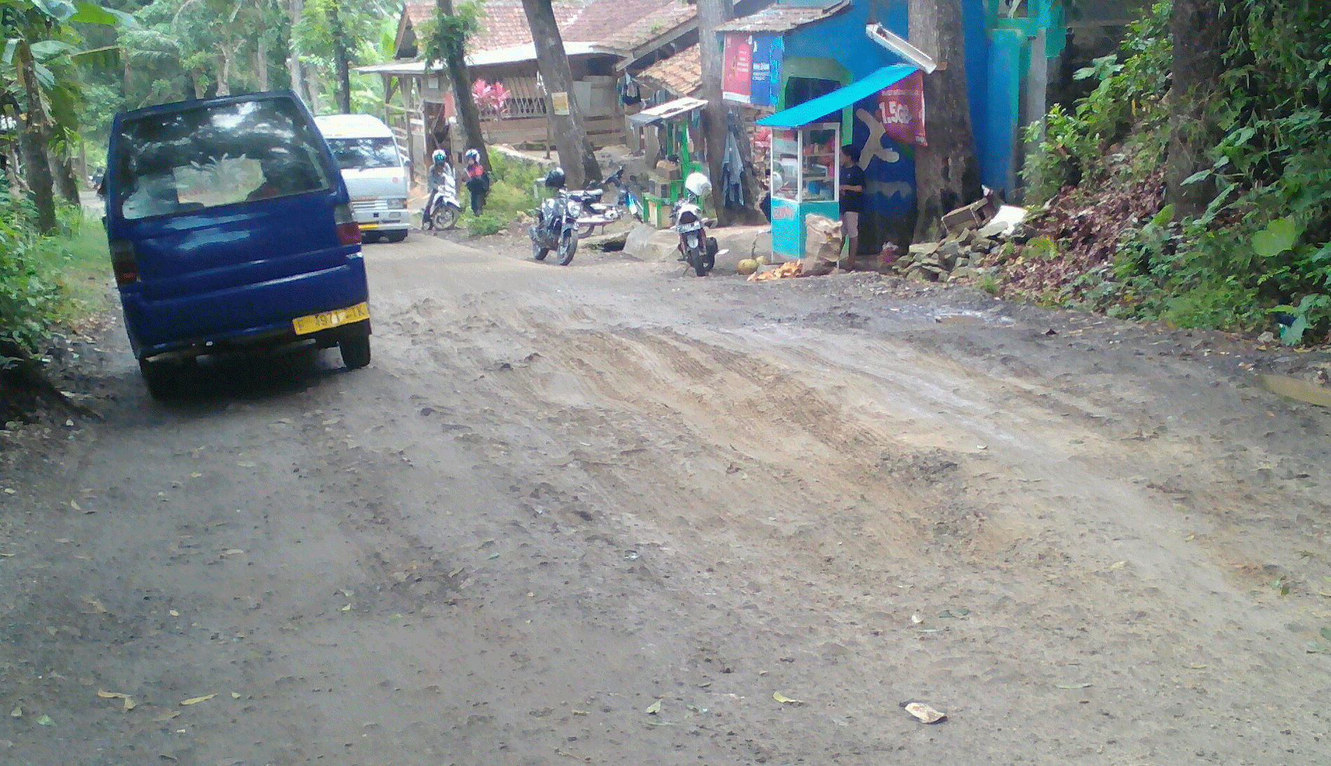 Jalan Babakan Rusak, Picu Angka Pengangguran