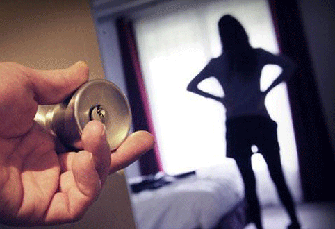 Di Sukabumi Polisi Bekuk Penjual obat kategori G ke anak jalanan