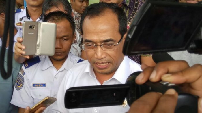 Menhub Targetkan Bandara di Sukabumi Beroperasi 2020