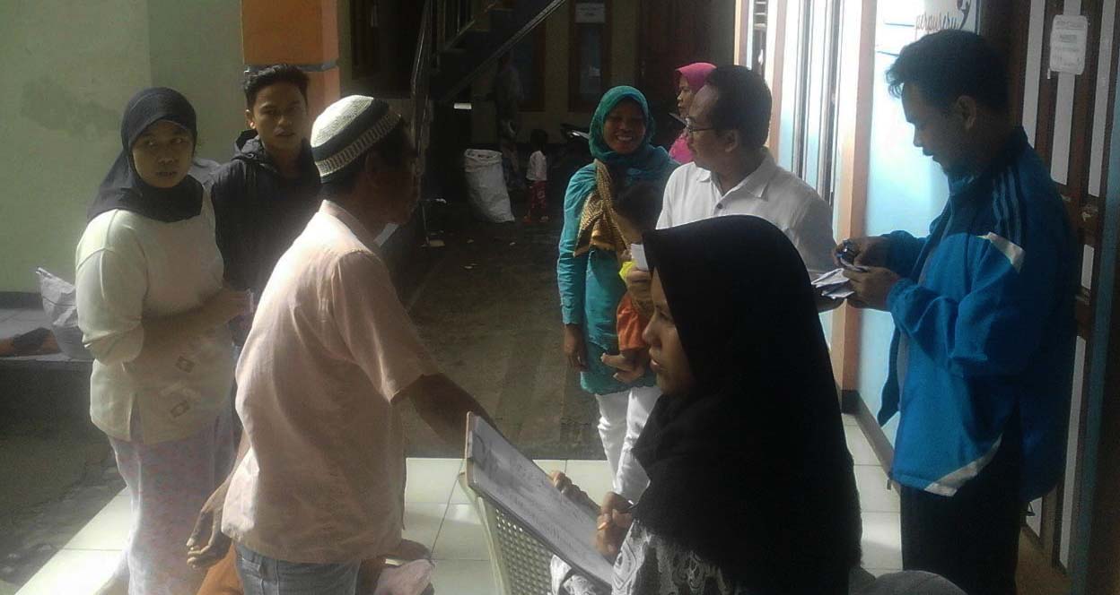 Desa Kertaraharja Bagikan Tonan Raskin Gratis