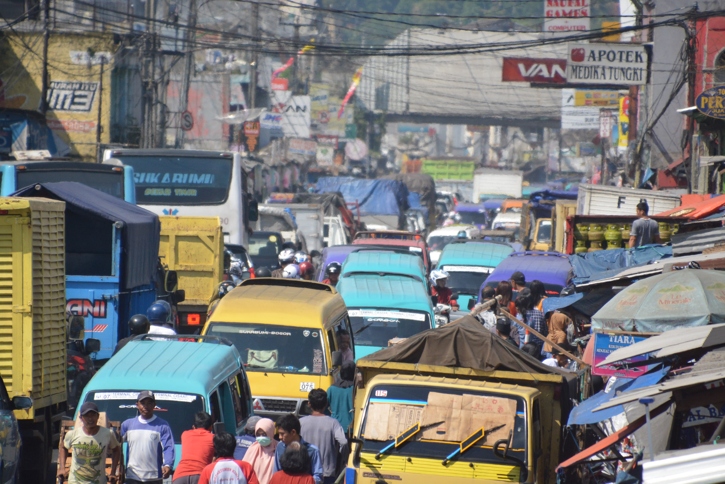Di Jalur Sukabumi-Bogor Terjadi Kemacetan Panjang