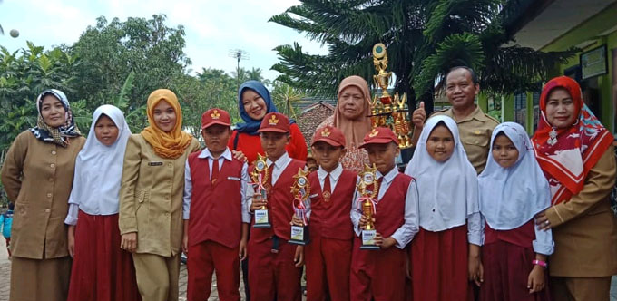 SDN Wangunreja Pantas Mendapat “A Standing Ovation”