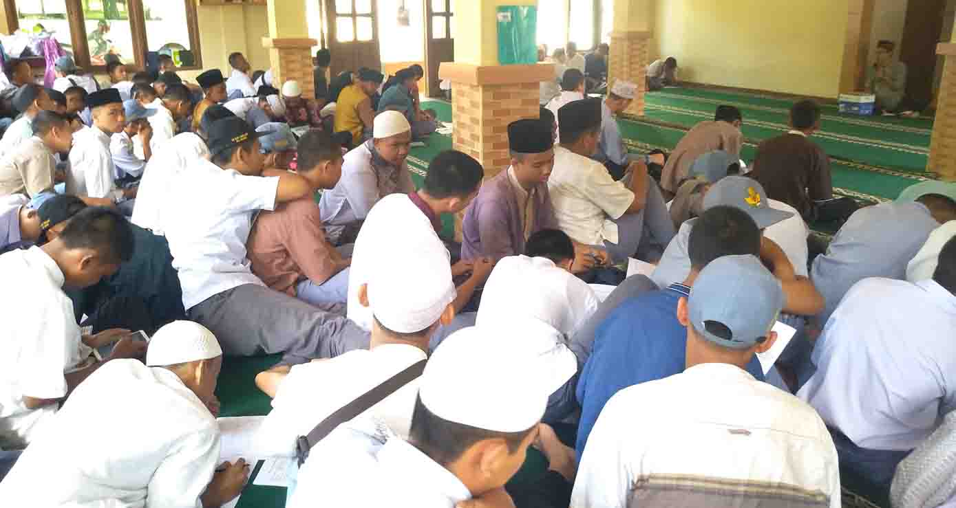 SMKN 1 Gunungguruh Isi Bulan Suci Ramadhan 1440 H dengan Sanlat