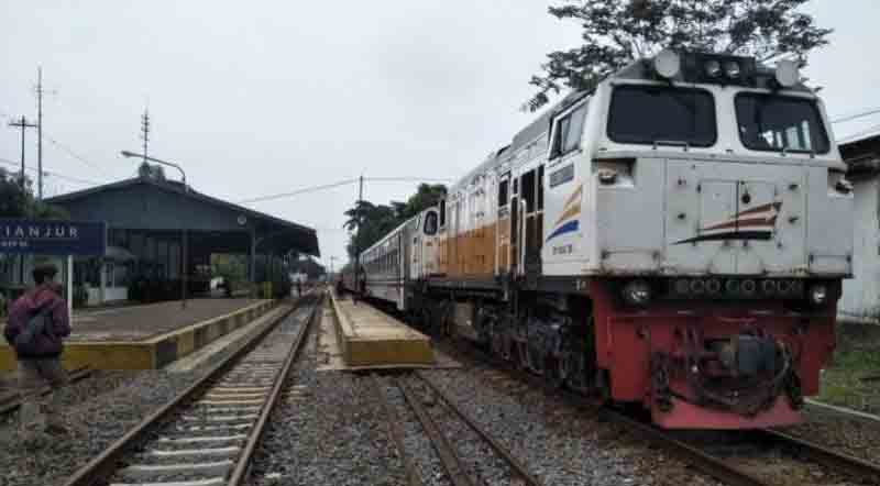 Gerbong KA Siliwangi Cianjur-Sukabumi Ditambah PT KAI