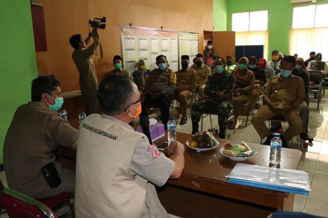 Monitoring PSBB di Cidahu, Sekda Kabupaten Sukabumi Sampaikan Strategi Memutus Mata Rantai Corona