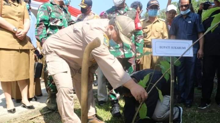 Marwan Hamami Hadiri TMMD ke 108 di Desa Sukaluyu