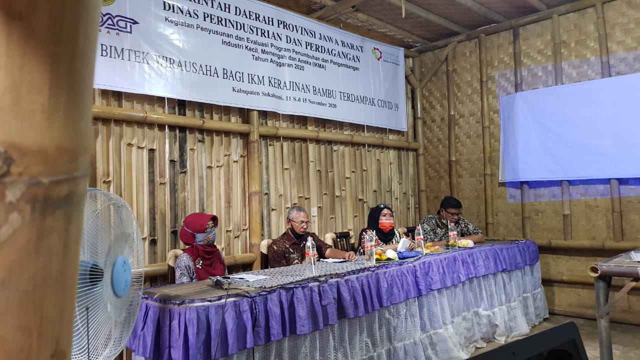 Disperindag Provinsi Jabar Gelar Bimtek IKMA 2020 di Desa Kertaraharja
