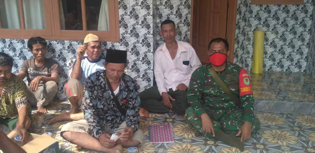 Seluruh Anggota Koramil 2203 Warungkiara Gencarkan Program Komsos