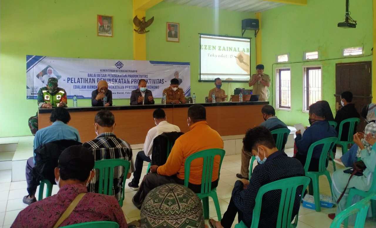 TP PKK Kabupaten Sukabumi Sambangi Posyandu Cempaka Dua Desa Nangerang
