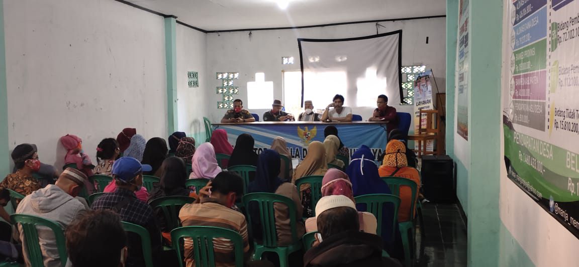 Pemdes Manggunjaya Bagikan Insentif Lembaga Desa dari DD dan ADD 2021