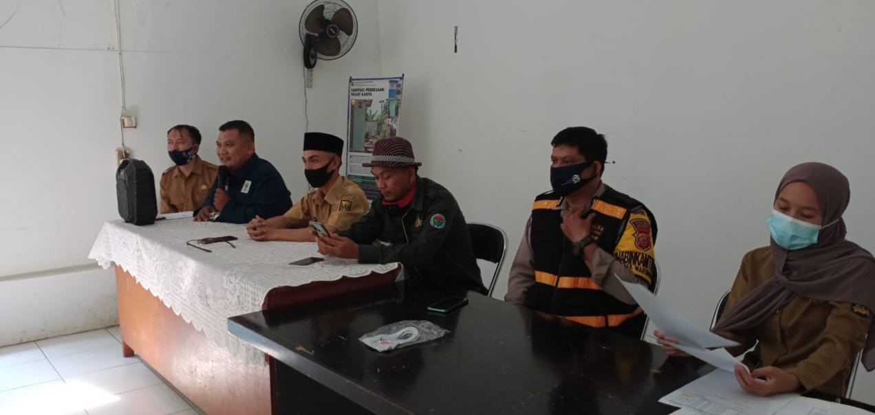 Pemdes Limusnunggal Cairkan Insentif RT/RW dari ADD 2021