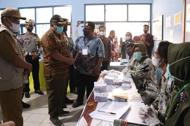 Bupati Sukabumi Monitoring Pelaksanaan Pilkades Serentak Siklus 2 Gelombang 1 Tahun 2022