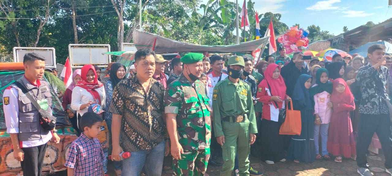 Danpos Koramil 0622-07 Jampangtengah Bersama Muspika Purabaya Monitoring Karnaval Pesta Rakyat