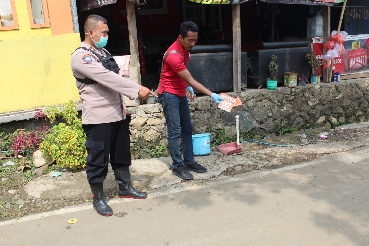Polisi Gelar Olah TKP dan Otopsi Kepada Jenazah Korban Penganiayaan di Nyalindung