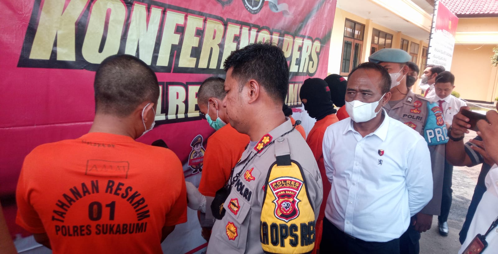 Nguntil Hingga 1,9 Miliar, Dua Pelaku Komplotan Pencurian Enam ATM Diciduk Polisi