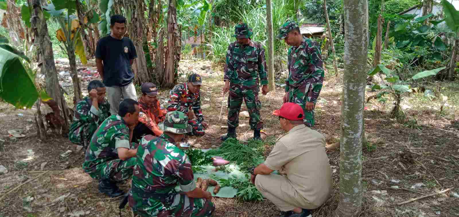 Koramil 0622-03/Warungkiara Godok Kemampuan Survival Warga