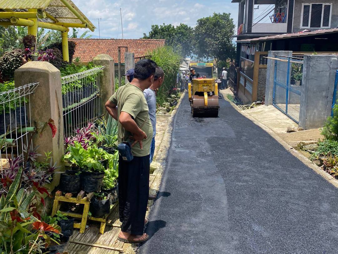 Desa Cisarua Dapat Tujuh Titik Pembangunan Infrastruktur dari Disperkim