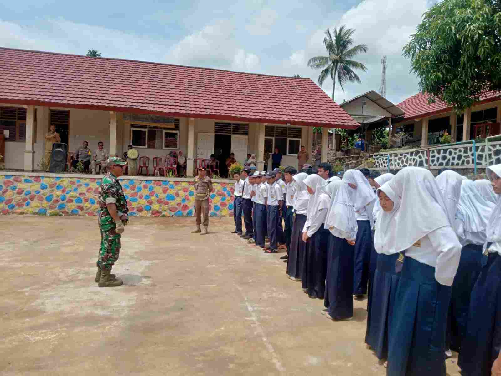 Tekan Kenakalan Remaja, Koramil 0622-03/Warungkiara Bina Pelajar