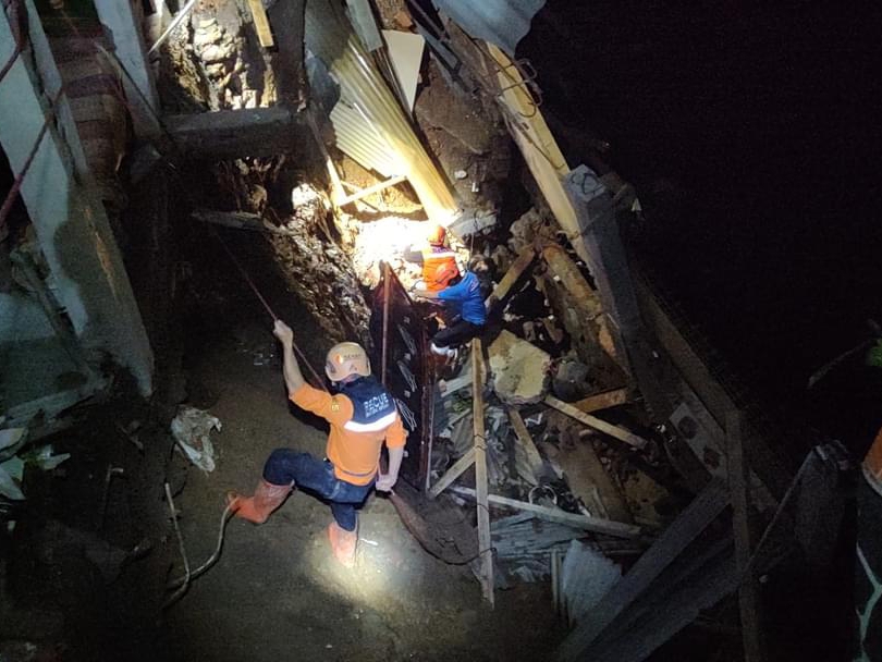 Longsor di Nanggeleng, Satu Rumah Ambruk Timpa Pemilik