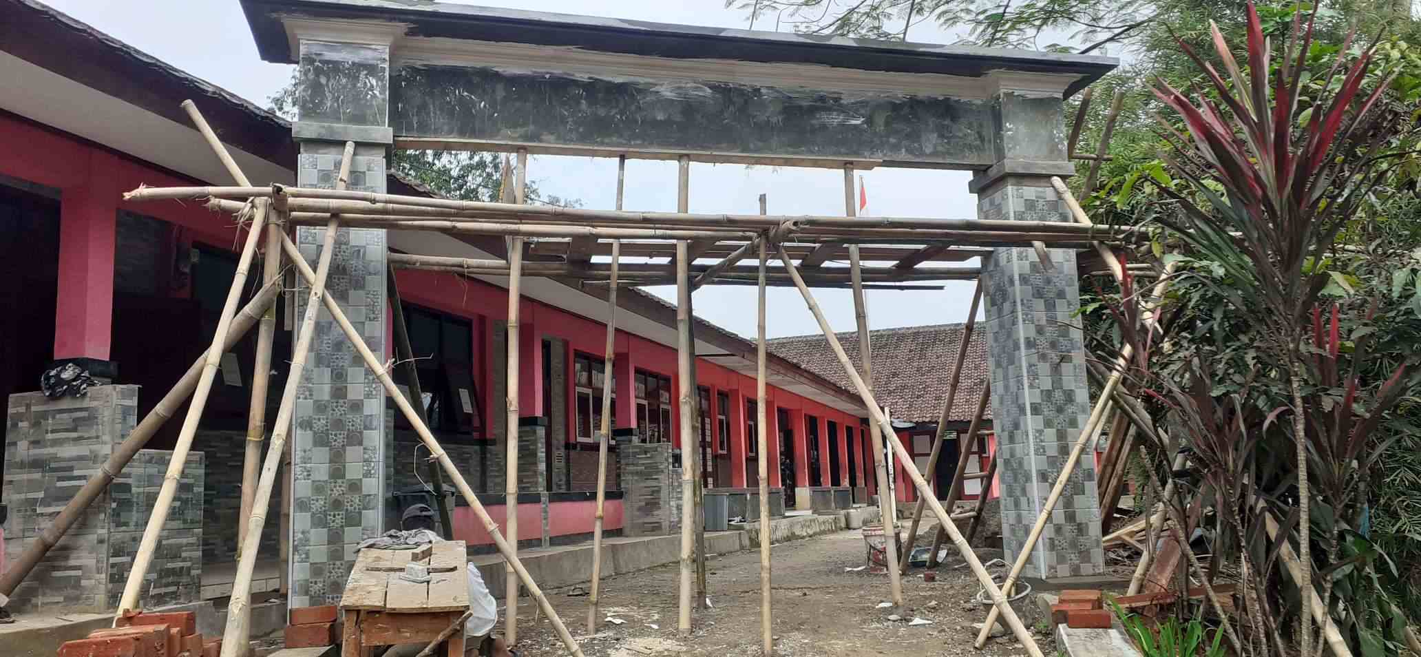 SDN Padaraang Bangun Gerbang Sekolah