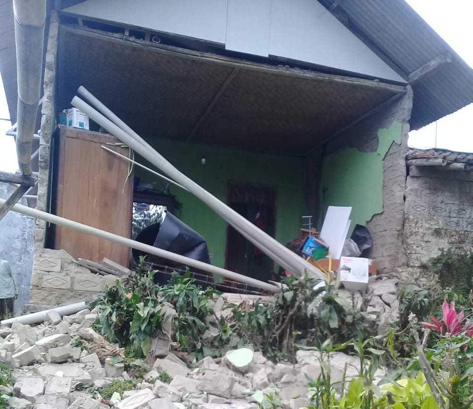 Dampak Gempa Cianjur, Puluhan Rumah dan Sekolah di Desa Cisarua Rusak