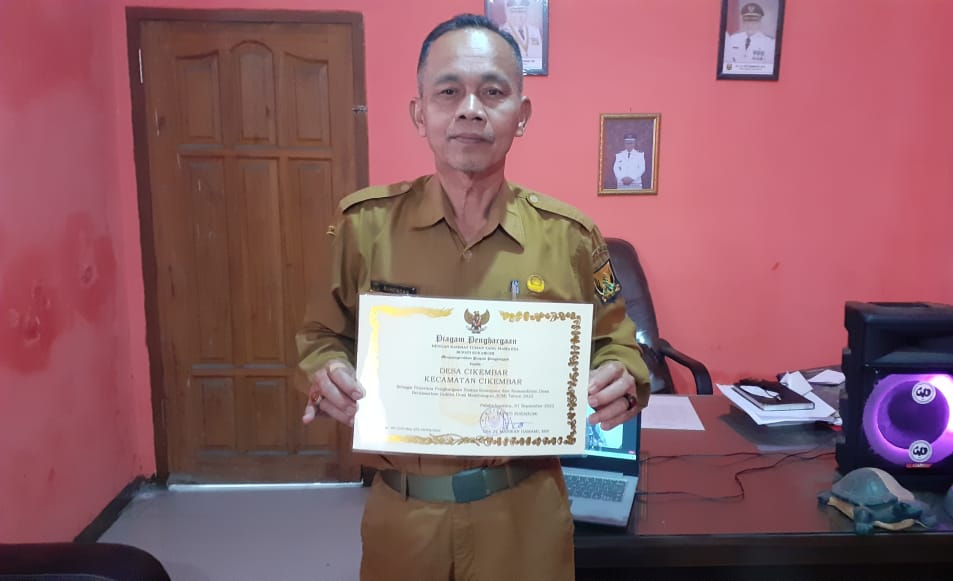 Desa Cikembar Rengkuh Status Desa Mandiri