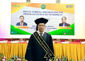 KH. Dadang Suparman Berhasil Raih Gelar Doktor di Universitas Islam Nusantara Bandung