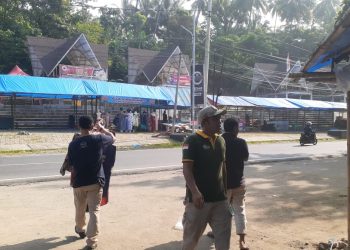 Jelang HCS, Pedagang Liar di Pantai Karanghawu Cisolok Direlokasi