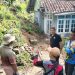 Longsor Terjang Dua Rumah Warga di Bojonggaling