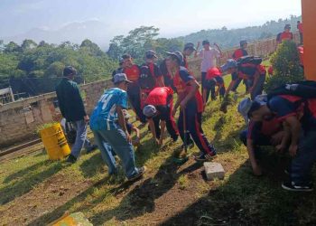 SMKN 1 Gunungguruh Gelar Rabu Bersih GNR MOTEKAR, Dukung Program Gapura Pancawaluya