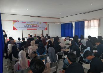 Dari Seragam Sekolah ke Seragam Alfamart, Lulusan SMK 1 Gunungguruh Ngalir ke Dunia Kerja
