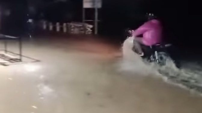 Dua Sungai Meluap, Permukiman di Desa Cijulang Terendam Banjir
