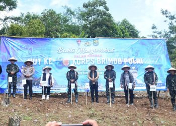 HUT ke-80, Brimob Salurkan Bantuan Alsintan, Wabup: Bukti Kedekatan dengan Masyarakat