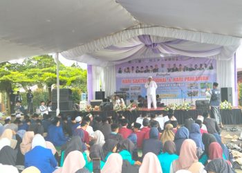 Peringati Hari Santri dan Pahlawan, Lantunan Sholawat Menggema di Cikembar