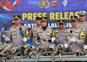 Program Jabar Caang 2025, 38 Rumah di Desa Cibentang Kini Resmi Teraliri Listrik