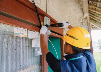 Women Support Women: Srikandi PLN Hadirkan Cahaya Kehidupan untuk Siti Jainab
