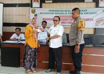 Pemdes Sukamekar Salurkan BLT Dana Desa ke 32 KPM